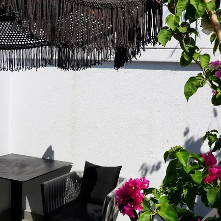 The Local House Ξενοδοχείο 5*