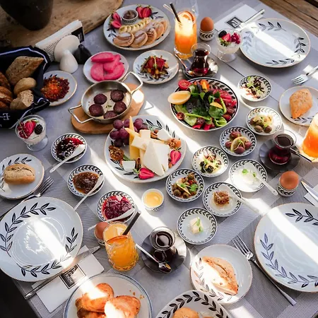 Ξενοδοχείο The Local House