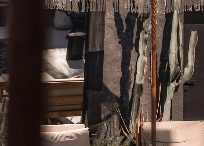 The Local House 5* Αλακάτι