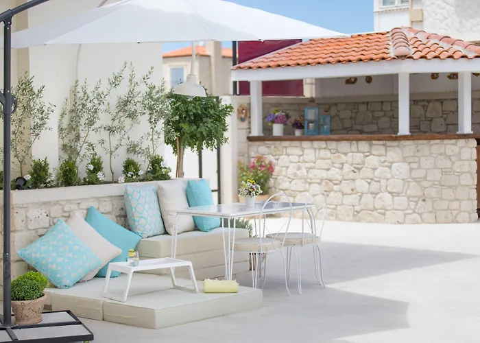 Ξενοδοχείο The Local House