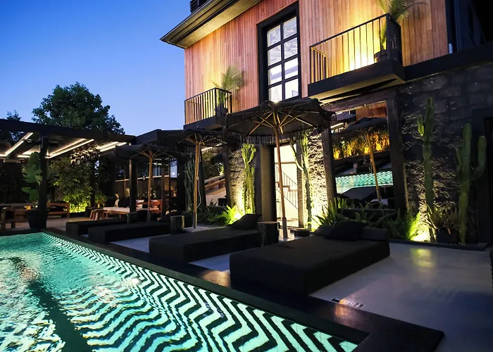 The Local House 5* Alacati