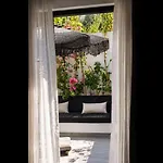 The Local House ホテル アラカティ