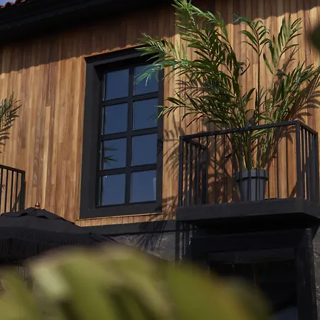The Local House ホテル アラカティ