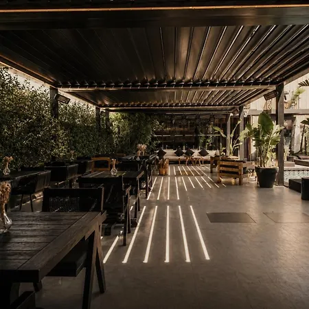 The Local House ホテル