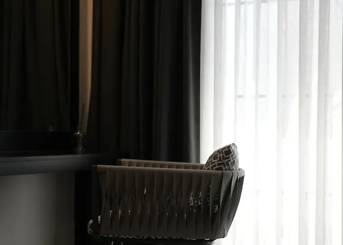 The Local House אלאקאטי