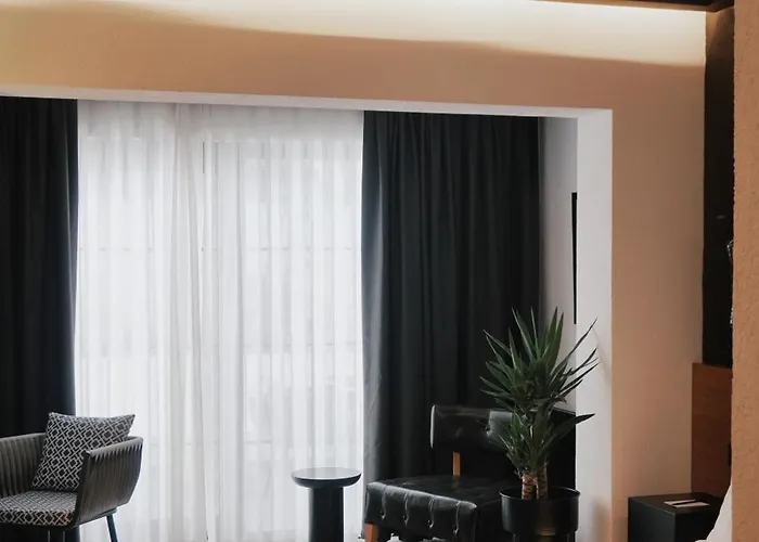 The Local House מלון אלאקאטי