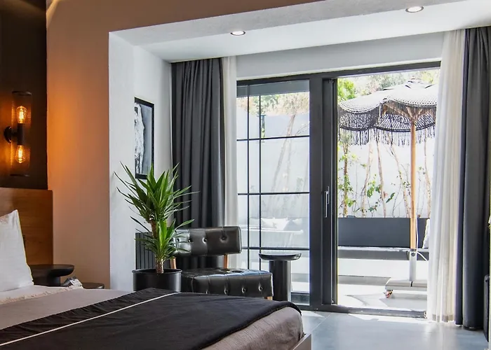 The Local House Alacati