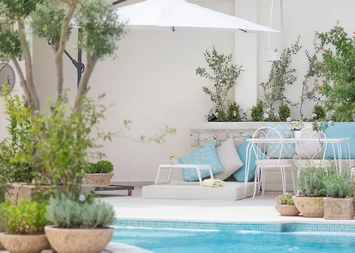 Hotel The Local House